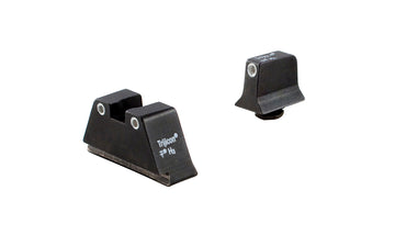 Trijicon – Front: White Outline / Green Tritium