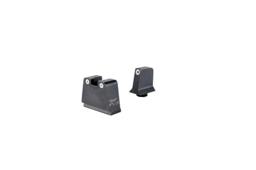 Trijicon – Front: White Outline / Green Tritium