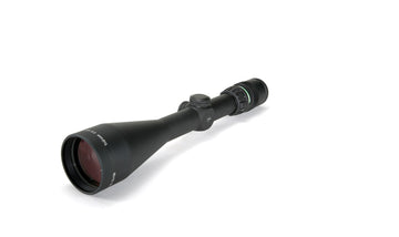 Trijicon AccuPoint 2.5-10x56 mm TR22 – MIL-Dot Crosshair Green Dot Fiber/Tritium