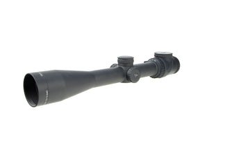 Trijicon AccuPoint 2.5-12.5x42 mm TR26 – Green Triangle Post Fiber/Tritium